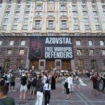 Під будівлею мерії протестують проти руйнації історичного Києва