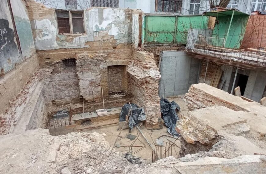 Міністерство закликало зберегти фундамент стародавнього палацу в центрі Києва