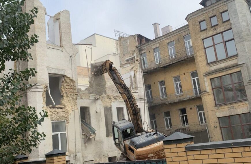 Суд не дозволив відновити знесення історичної будівлі в центрі міста.