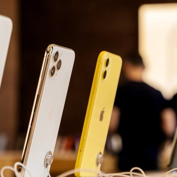 Apple вийшла з дороги. Дві мережі роздрібної торгівлі електронікою спіймані…