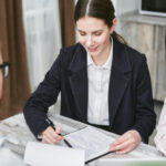 Придбання квартири в Україні за наявності іноземного паспорта.