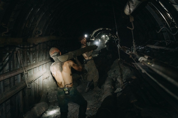 У ДТЕК пояснили мотиви російських ударів по шахтах.