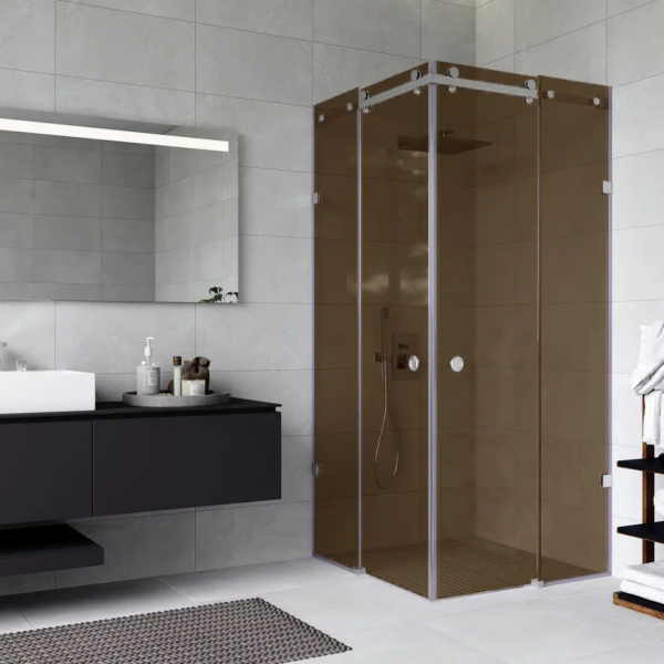 Когда стоит выбрать кабину с поддоном: технические параметры…