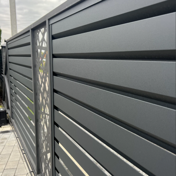 Іржа не пройде: 3 етапи захисту металу, які роблять ворота СТАЛОР непохитними перед змінами погоди