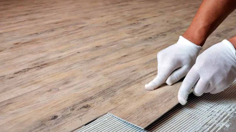 Все про вінілову плитку: від структури матеріалу до секретів вдалого вибору