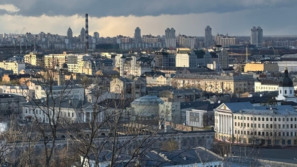 Вартість квартир в Києві у 2026: вплив року зведення