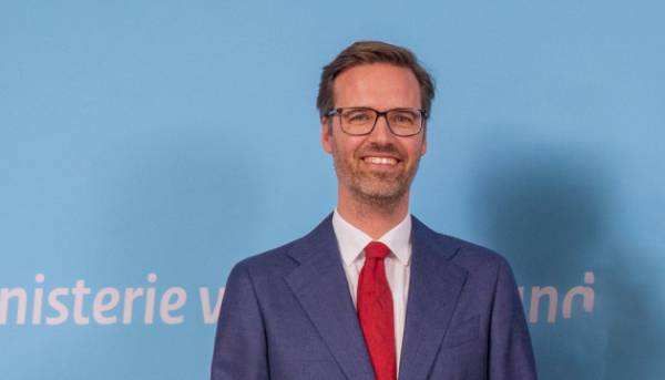 Міністр: нідерландський бізнес прагне вкладати кошти у відновлення України.