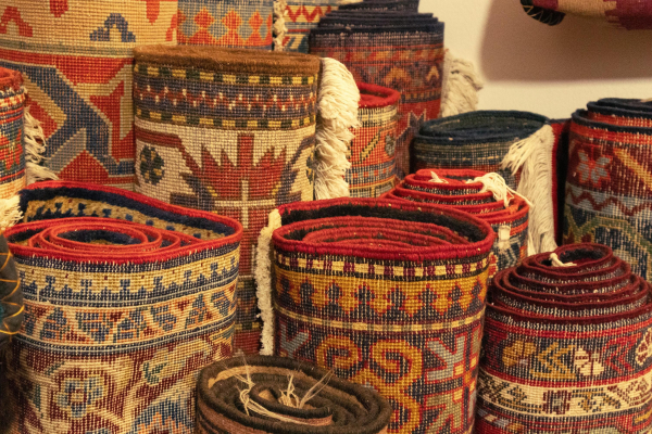 Чому в Європі зникли килими з підлоги?