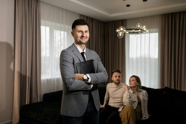 Які аспекти контролює агент з нерухомості при придбанні житла в Україні у 2026?