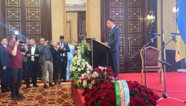 Азербайджан висловлює готовність і надалі допомагати гуманітарному відновленню та відбудові України, – заявив посол.