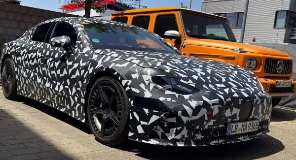 Mercedes-AMG розробляє електрокар для скептиків.