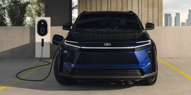 Toyota bZ електричний кросовер: збільшений запас ходу.