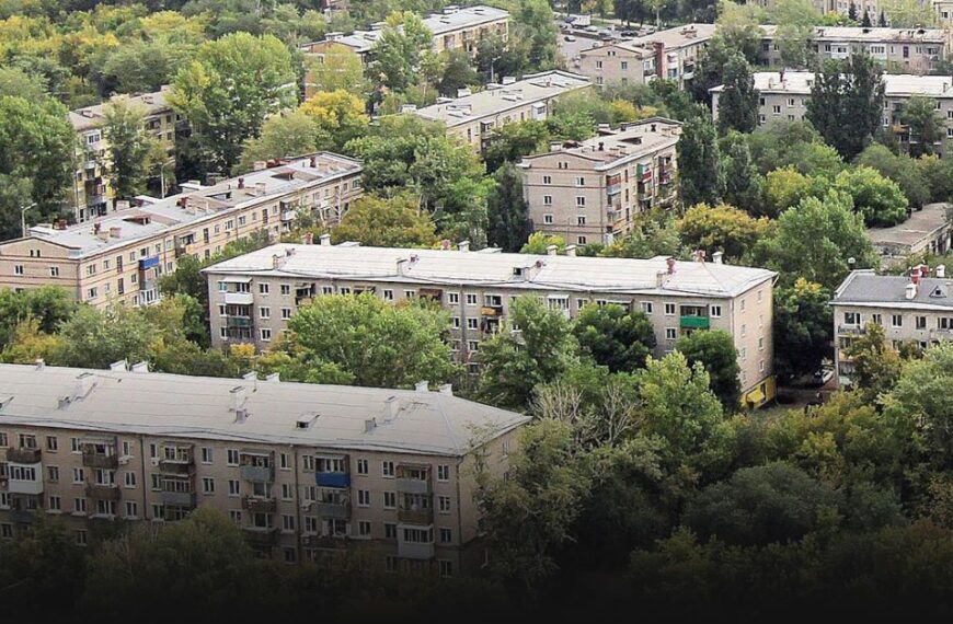 Українців можуть відселити з застарілого житла: урядовці роз’яснили долю хрущовок