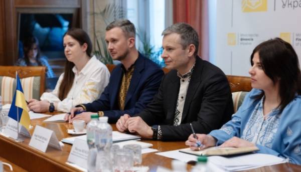 Українські та польські міністри фінансів обговорили підготовку до Конференції з відновлення України 2026 в Гданську.