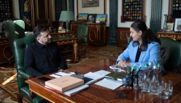 Зеленський та Маркарова обговорили сподівання щодо відбудови на конференції в Гданську.