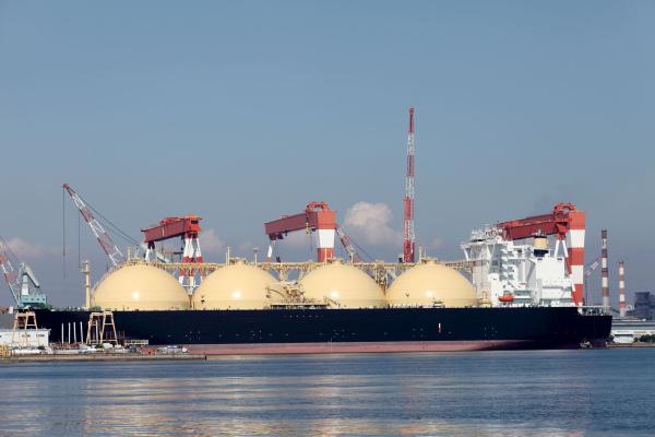 Газовози крізь Ормуз: вплив на газовий ринок