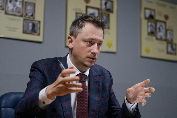 Українські програми підтримки: уряд коригує допомогу, можливо скасування деяких.