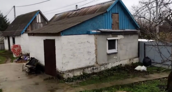 Вигляд старого сільського будинку через пів року після придбання