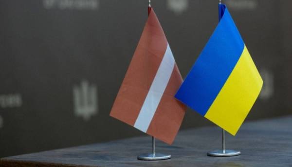 Україна й Латвія обговорили прискорення поставок обладнання для відновлення енергетичних об’єктів.