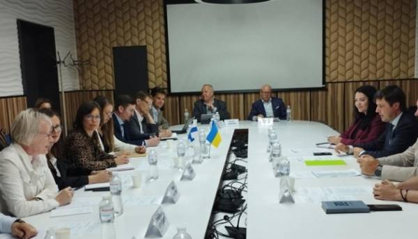 Фінські компанії прагнуть партнерства з Україною задля відбудови аграрної галузі