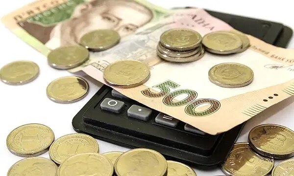 Сплата податків при продажу житла в Україні