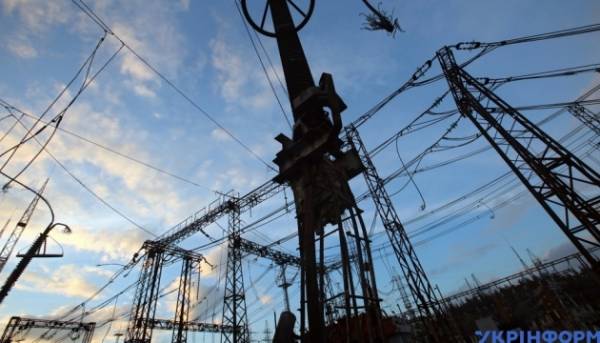 Британія надала обладнання для головних електричних мереж семи регіонам.