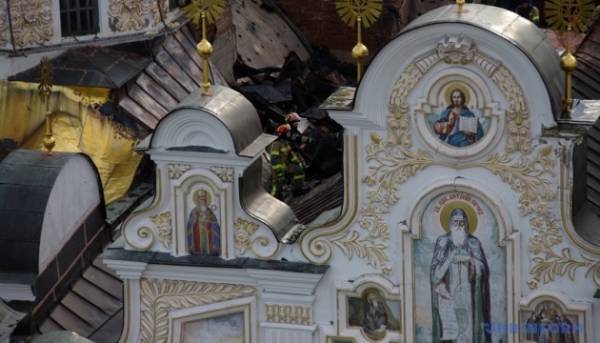 У Лаврі розкрили секрети зимової підготовки Успенського собору