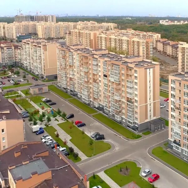 Житло біля парку Феофанія