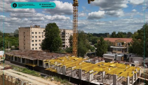 Новобудови постануть на місці пошкоджених від обстрілів будинків у Гостомелі.