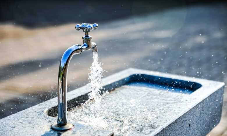 Забруднення води