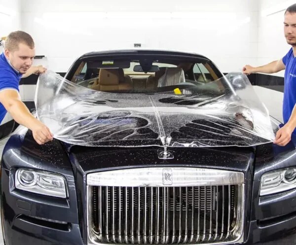Захист нового авто: плівка, кераміка чи полірування?