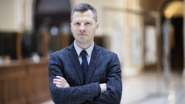 Володимир Суханов
