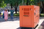 Київські школи та дитсадки отримали сотні генераторів для енергостійкості