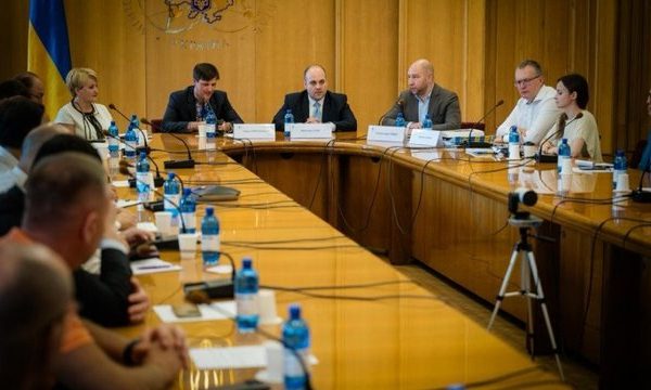 Україна стоїть перед ризиком дефіциту зерносховищ: куди подіти 11 мільйонів тонн врожаю