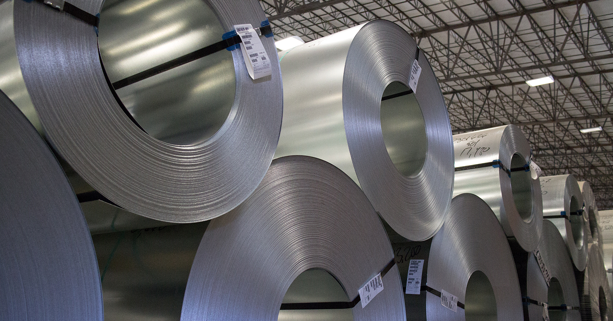 Nucor знову підвищує ціну на гарячекатаний рулон