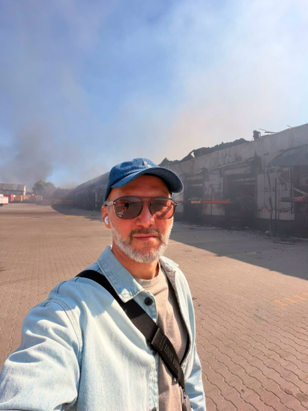 Удар дрона по складу: росіяни атакували видавництва
