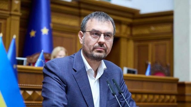 Голова фінкомітету Верховної Ради Данило Гетманцев обговорив з місією МВФ виконання зобов'язань України