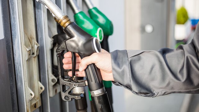 Імпорт дизпального переорієнтовується на західний кордон зі збереженням стабільності постачань