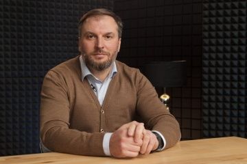 Чи загрожує Україні новий дефіцит пального через удари по АЗС та дорожчу нафту