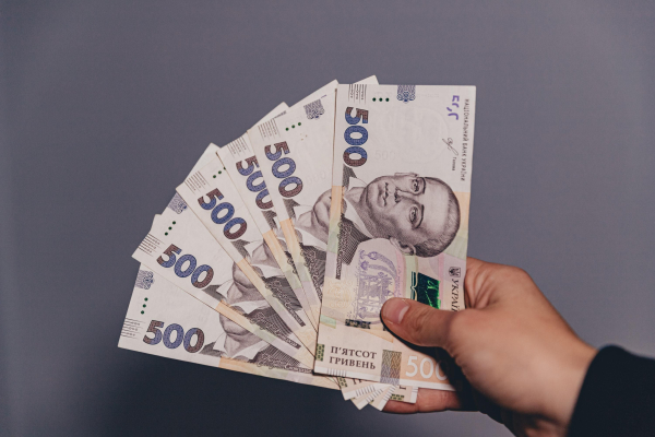 Продовження виплат ВПО: хто отримає допомогу ще 6 місяців