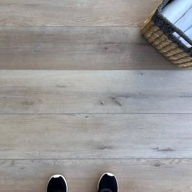 Підлогове покриття Hewn Elite Stoneform Flooring